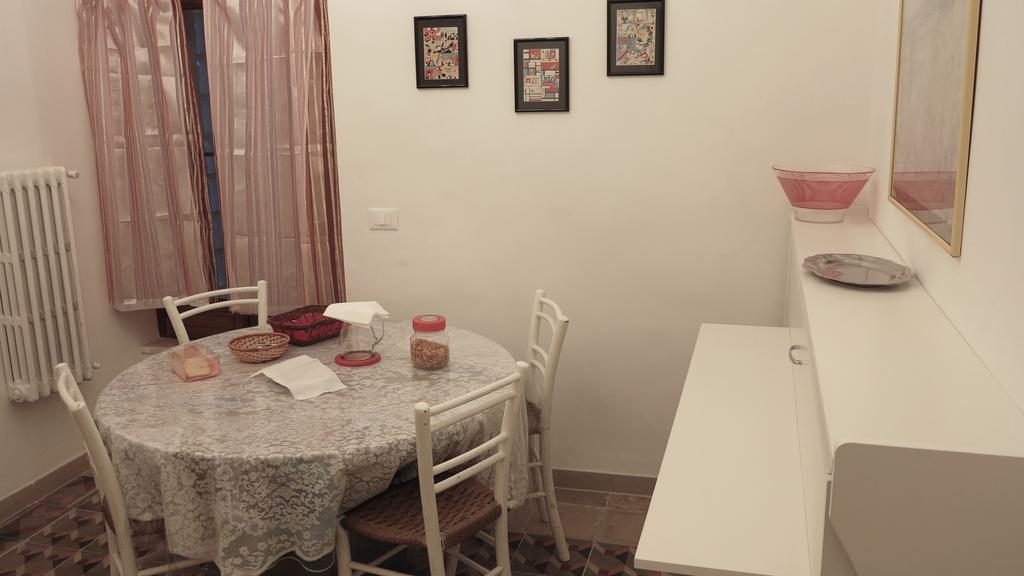 B&B Del Teatro Сульмона Номер фото