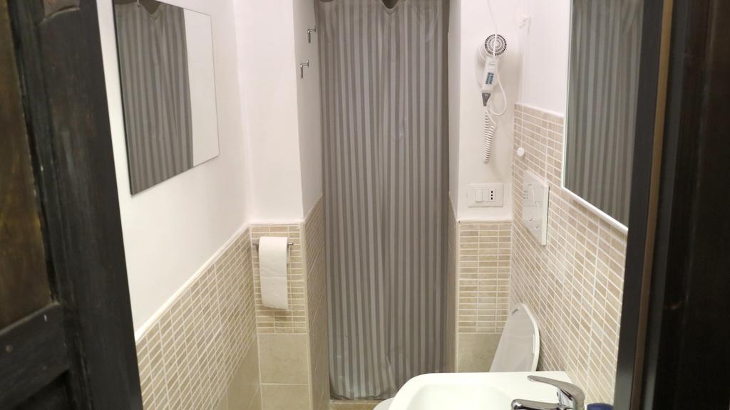 B&B Del Teatro Сульмона Номер фото